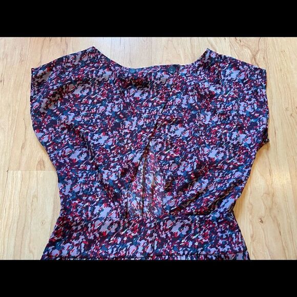 NWT BCBG Generation purple/red/blue patterned shirt sleeve dress - Picture 4 of 6